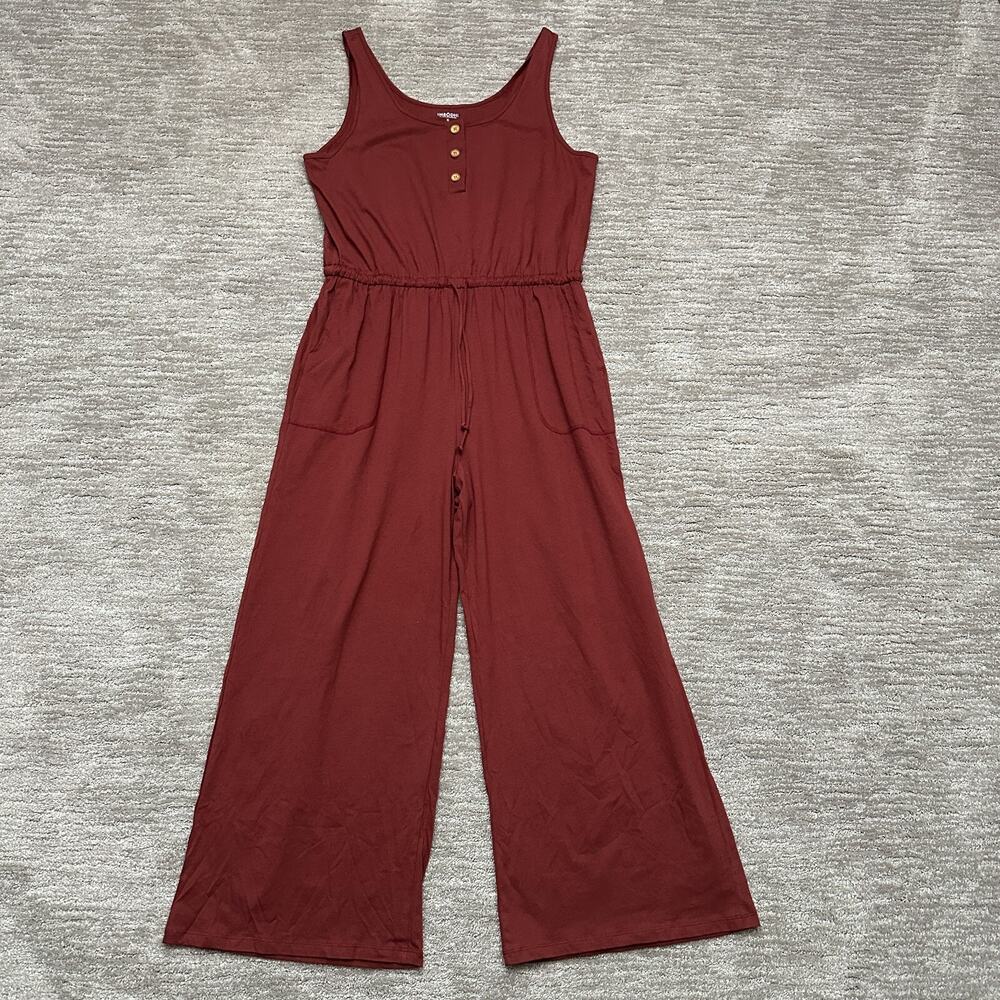 Elegant Burgundy Jumpsuit